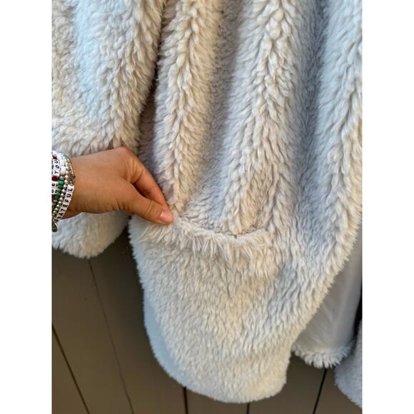 White Furry Democracy Jacket - Picture 4 of 11